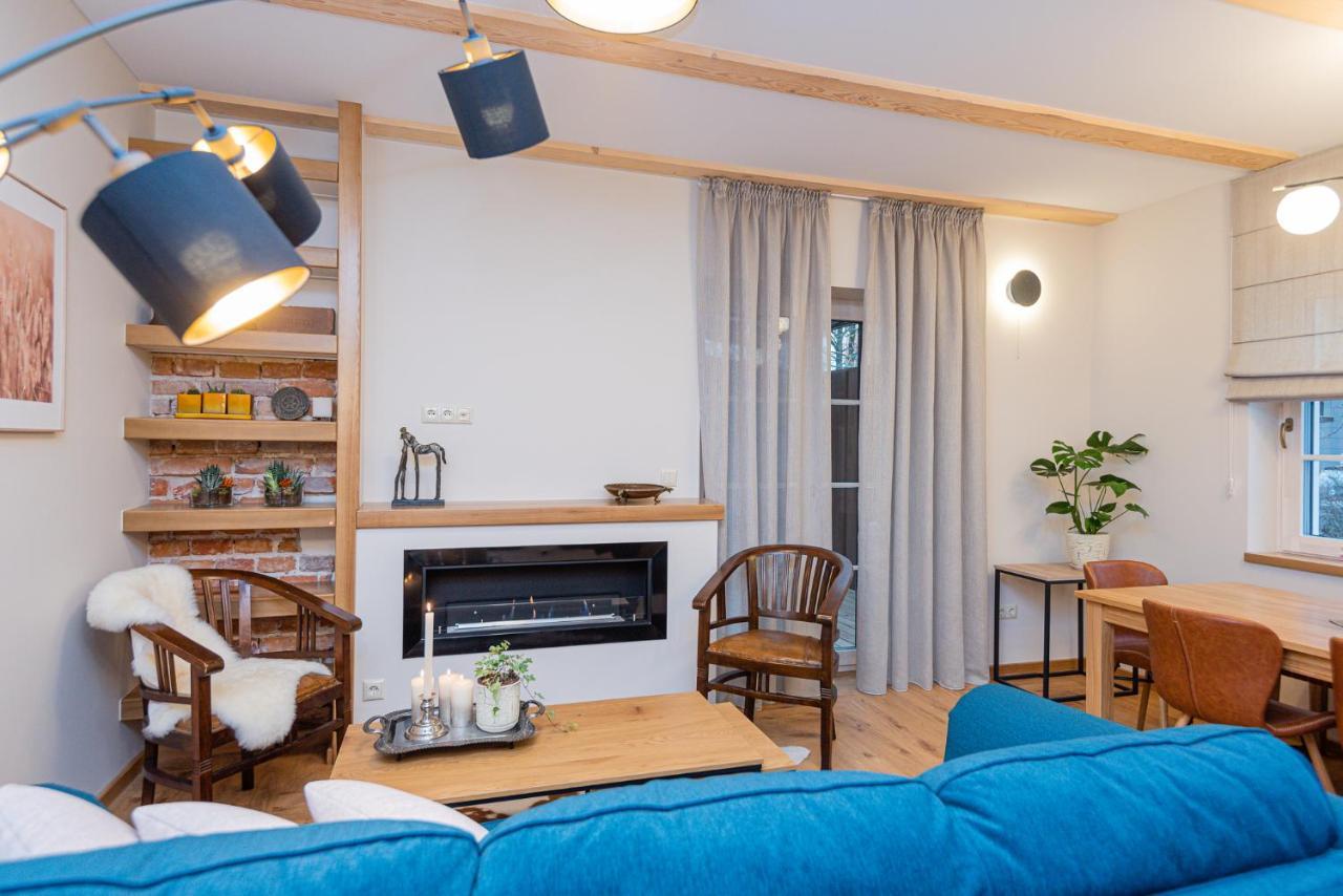 Memel Townhouse Apartamentai Клайпеда Екстериор снимка