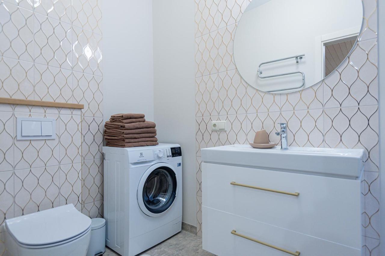 Memel Townhouse Apartamentai Клайпеда Екстериор снимка