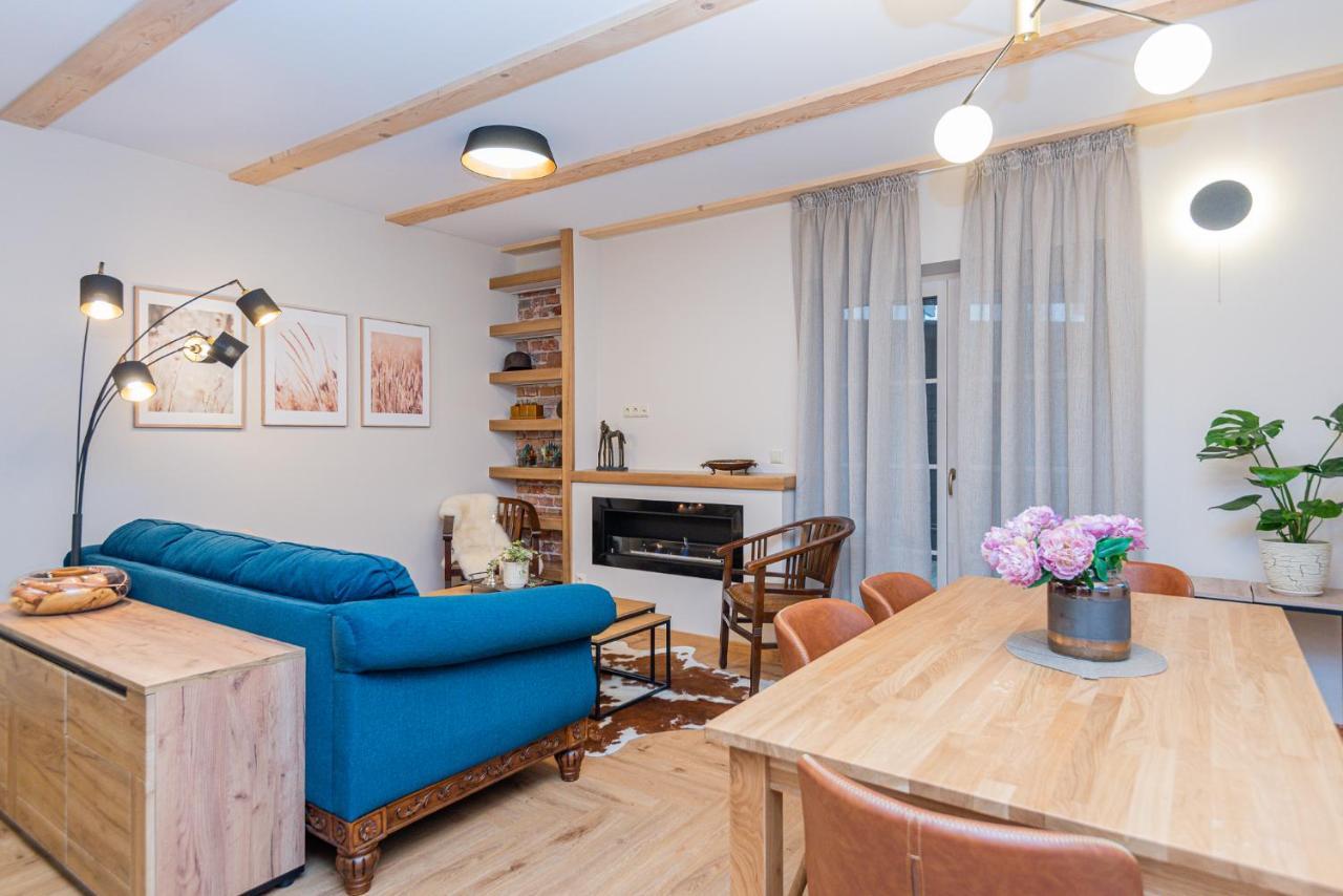 Memel Townhouse Apartamentai Клайпеда Екстериор снимка
