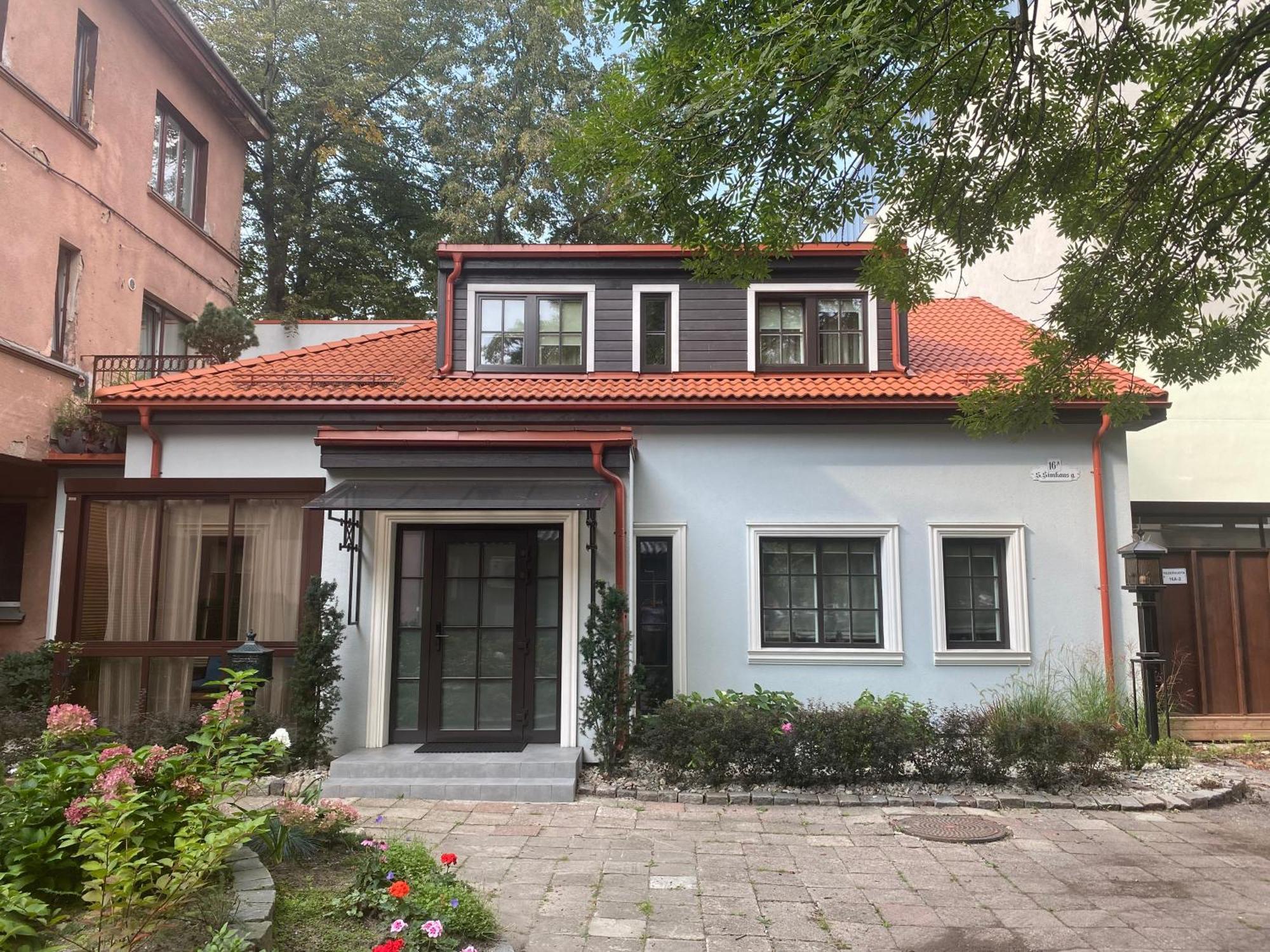 Memel Townhouse Apartamentai Клайпеда Екстериор снимка